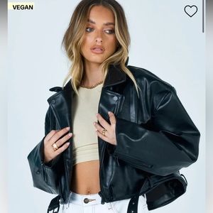 Women’s leather jacket